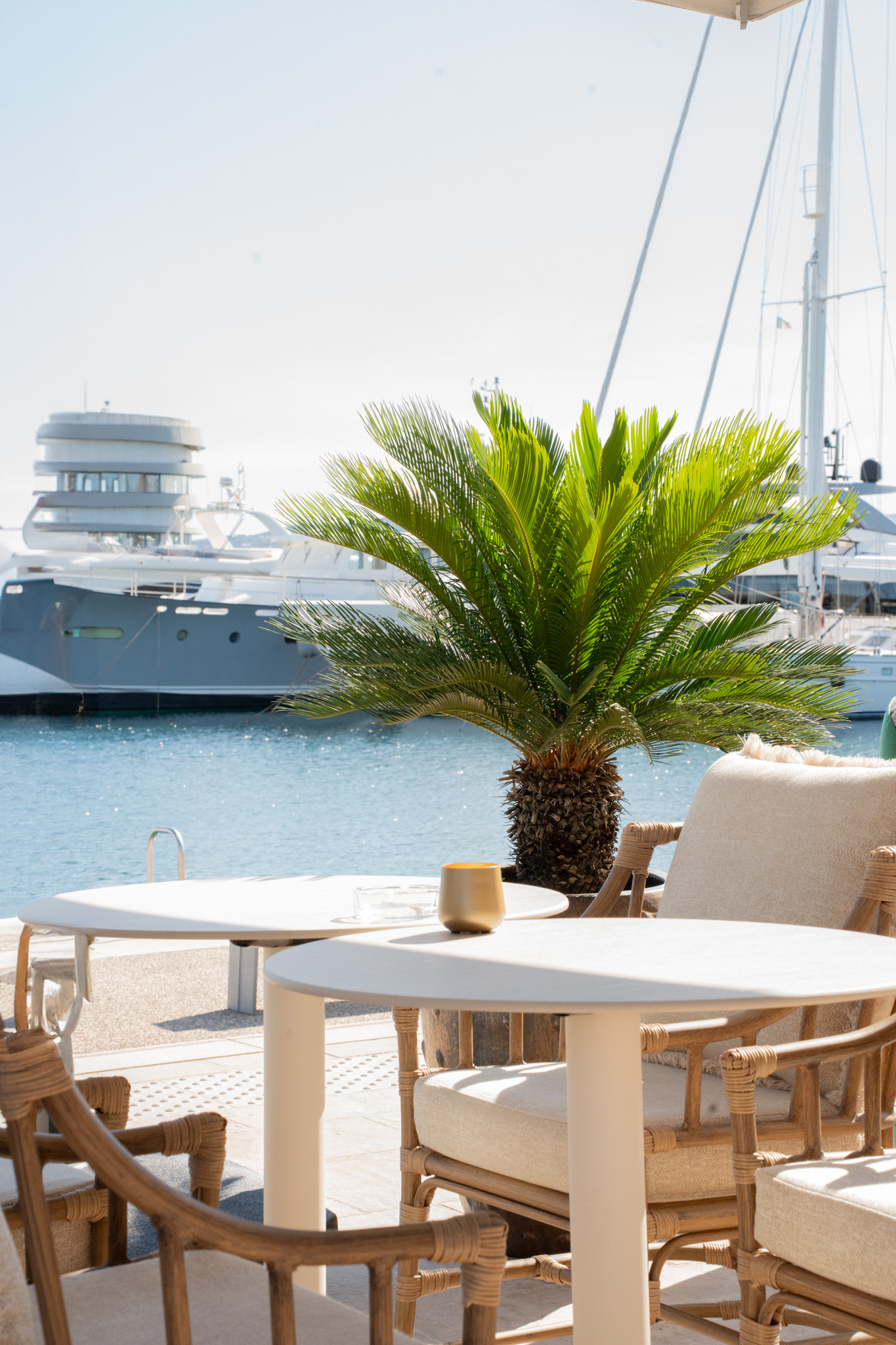 Apéritif au sunset sur le port